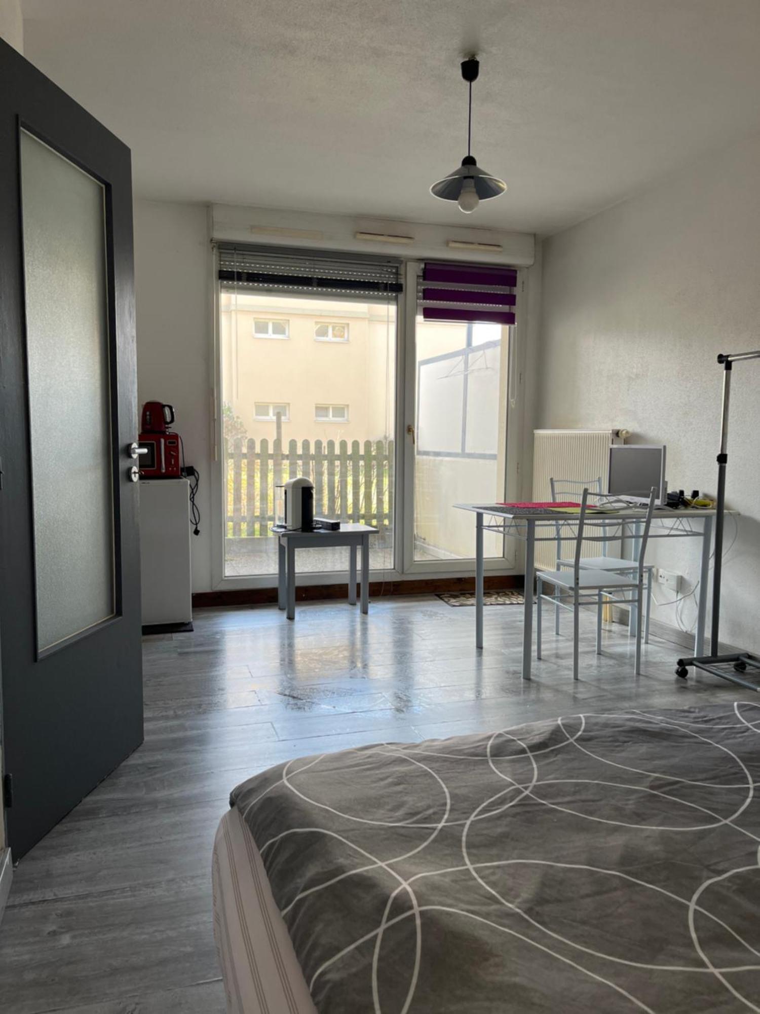 Logement Type Studio 1 Piece Proche Zenith Страсбург Екстериор снимка